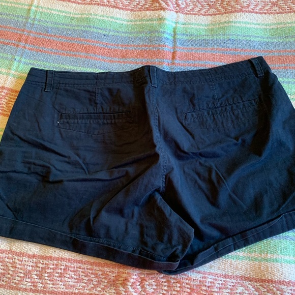 Old navy Blue shorts - Picture 5 of 6